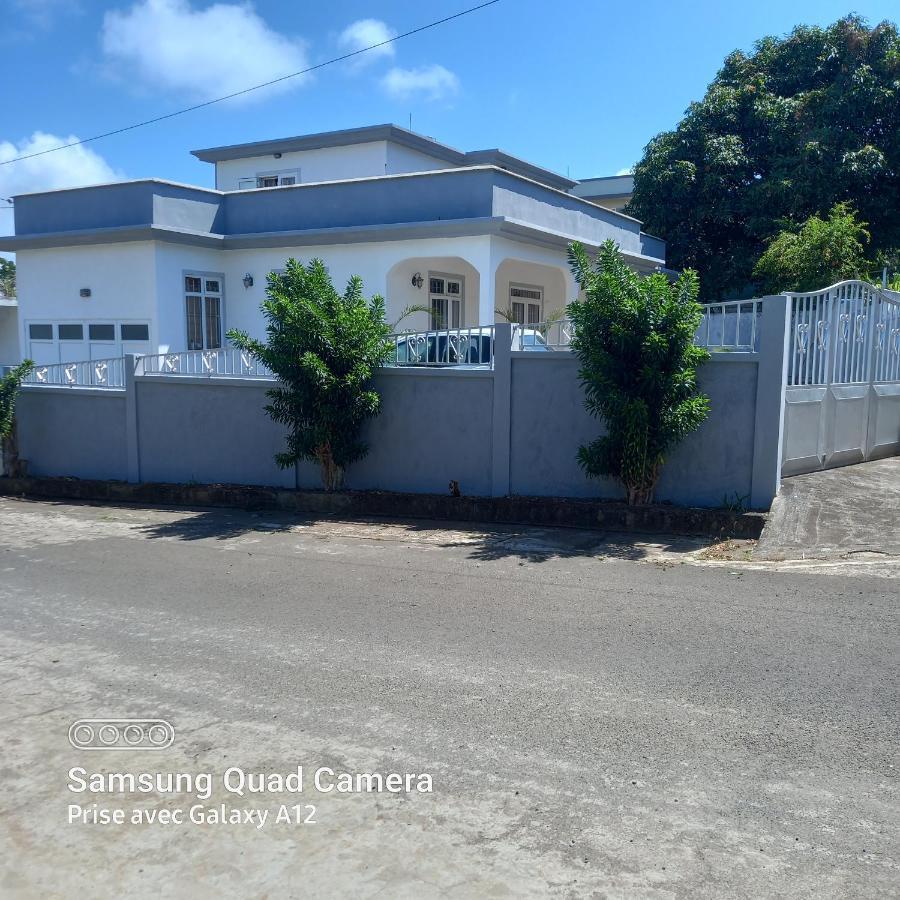 Chez Mimi 2 Villa มาเฮบอร์ก ภายนอก รูปภาพ